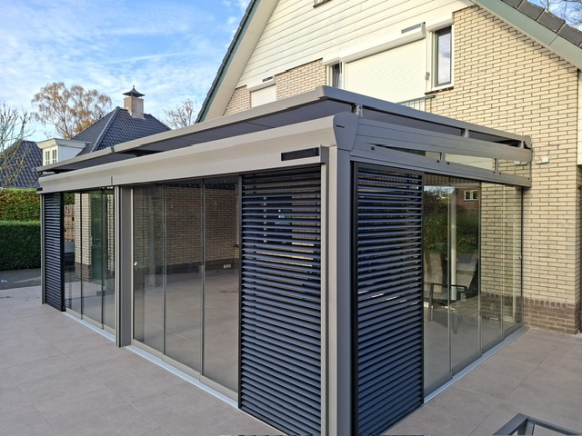 Tuinkamer Zijkant 2